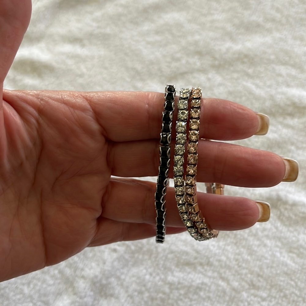 Set of 3 Beautiful Stretch Bracelets Set